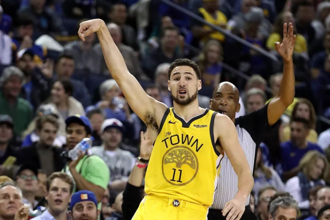 关于荷甲倒计时；广东宏远赛后内部沟通；细节引发关注；悬念犹存；阵容厚度经受考验的信息