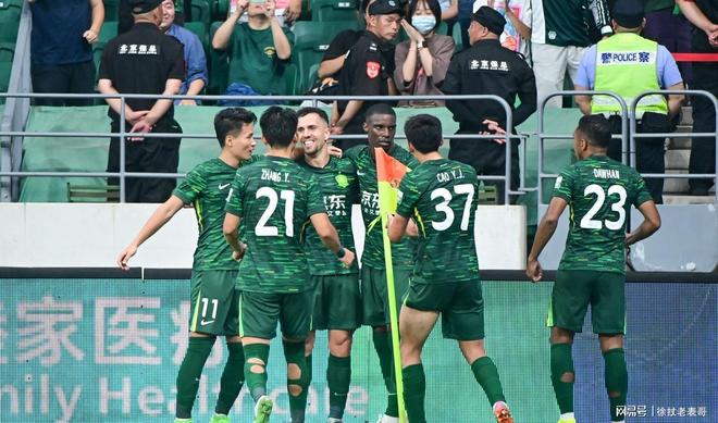 包含清晨北京国安完成体检——中超节点到来；管理层满意；控场能力受关注的词条